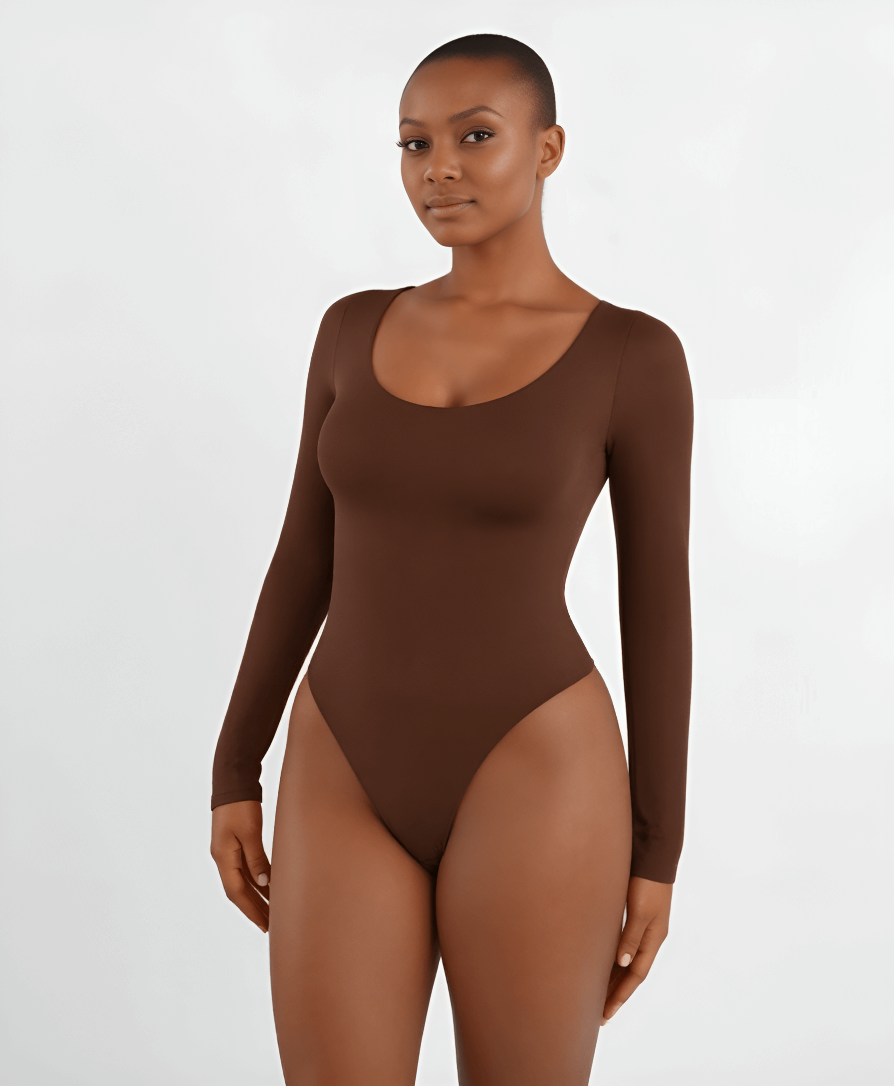 Body tanga à manches longues en marron de Tothecurve Shapewears, idéal pour un look flattant la silhouette et des tenues polyvalentes.